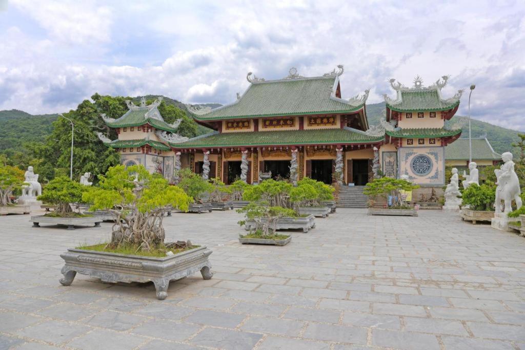 Huong Binh Hotel Da Nang Exterior foto
