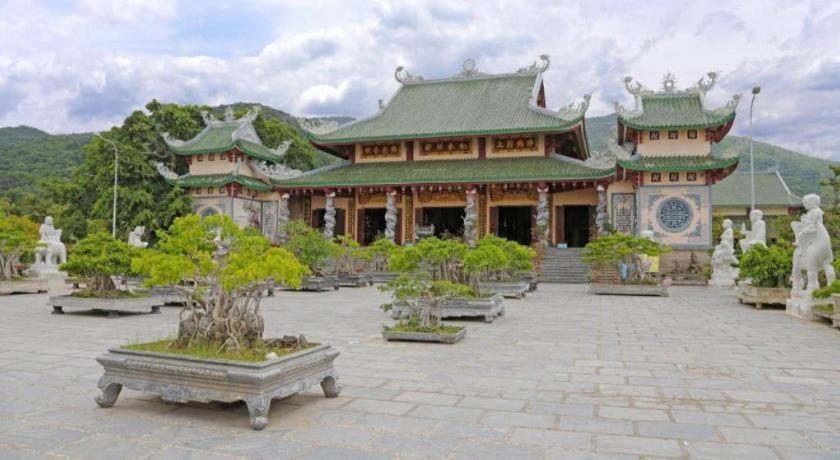 Huong Binh Hotel Da Nang Exterior foto